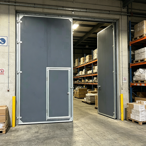 Porte battante industrielle de style professionnel, fabriquée en usine, volet en acier pour entrepôt extérieur, fabrication manuelle, vente en gros Chine - Product Image 1