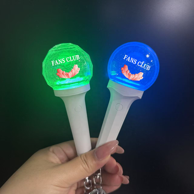 RICHSHINING Wholesale Custom Logo Led High Brightness Flashlight Mini Official LED Concert Stick Colorful Led Keychain