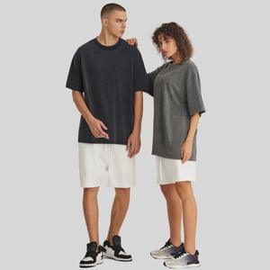 Camiseta de algodón de gran tamaño vintage 230Gsm peso pesado de talla grande para hombre lavado de alta calidad - Product Image 3