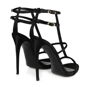 <span class=keywords><strong>Sandali</strong></span> Estivi da Donna con Tacco Alto, Punta Aperta, Cinturino alla Caviglia in <span class=keywords><strong>Raso</strong></span> Nero - Product Image 5