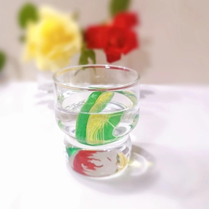 Produttori di <span class=keywords><strong>tazze</strong></span> di vetro creative all'ingrosso tazza di latte tazza <span class=keywords><strong>da</strong></span> tè colore con cucchiaio uso quotidiano <span class=keywords><strong>tazze</strong></span> di vetro <span class=keywords><strong>da</strong></span> caffè - Product Image 3