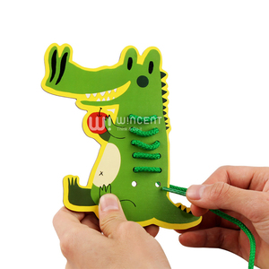 Juguete de Enhebrar de Madera Wincent, Animales para Enhebrar: Cocodrilo, Cebra, Oso, León, <span class=keywords><strong>Montessori</strong></span>, Habilidades Motoras Finas, Regalo Educativo para Niños - Product Image 1