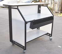 Table de bar multifonctionnelle avec cadre noir imperméable, design unique