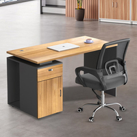 Table d'ordinateur en mélamine en bois rectangulaire à double moteur moderne et contemporain, bureau durable pour la maison, le bureau, l'école et l'hôpital.