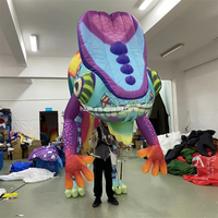 Marionnette gonflable de lézard d'adultes avec lumières LED pour la performance d'événement