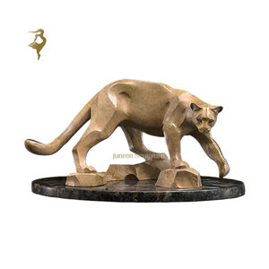 Vendita calda personalizzato leopardo animale scultura moderna astratta in metallo <span class=keywords><strong>pantera</strong></span> in ottone statua - Product Image 1