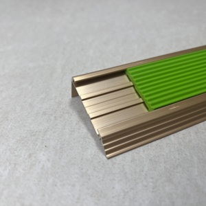 Profilé antidérapant en aluminium, fabrication usine depuis 22 ans, <span class=keywords><strong>prix</strong></span> compétitif pour les commandes en gros et les acheteurs internationaux - Product Image 2