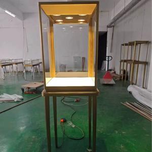 <span class=keywords><strong>Vitrinas</strong></span> <span class=keywords><strong>de</strong></span> Exhibición <span class=keywords><strong>de</strong></span> Metal <span class=keywords><strong>y</strong></span> <span class=keywords><strong>Vidrio</strong></span> <span class=keywords><strong>de</strong></span> Diseño <span class=keywords><strong>de</strong></span> Lujo, <span class=keywords><strong>Vitrinas</strong></span> para Joyería - Product Image 3