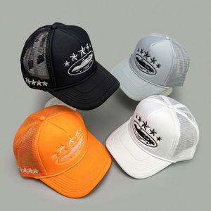 Gorra Trucker de Espuma OEM en Blanco, Personalizable con Logotipo Bordado, 5 Paneles, Parte Trasera de Malla, para Hombre - Product Image 1