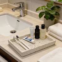 Plateau de rangement rectangulaire en résine terrazzo crème, pour bijoux et cosmétiques, idéal pour comptoir de salle de bain