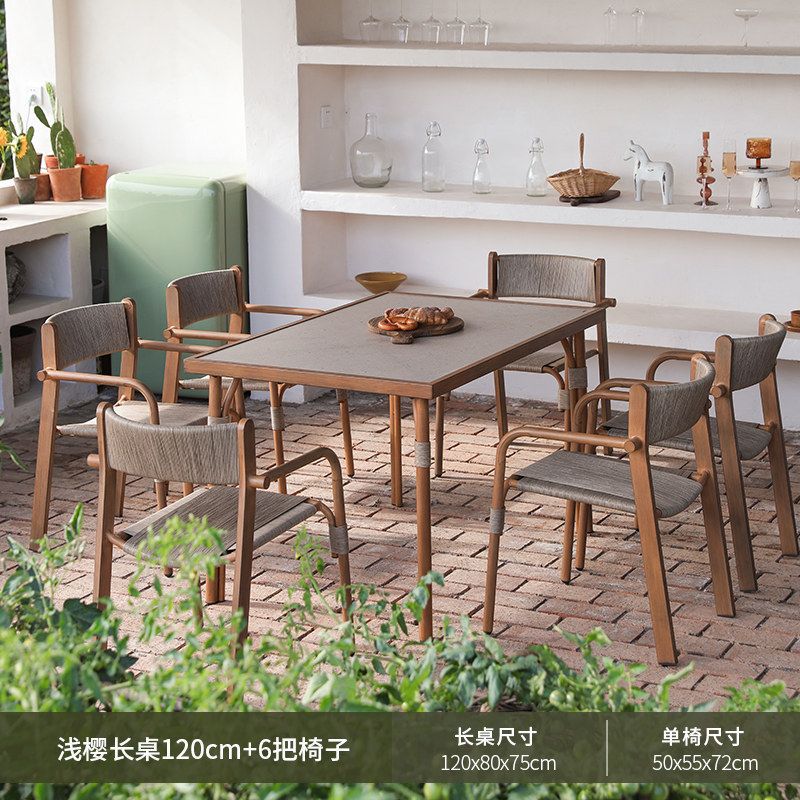 Table de 120 cm de long [une table et six chaises]
