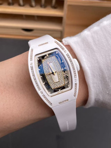 Montre automatique squelettée en céramique, entièrement sertie de diamants, blanche pure, éternelle et élégante, pour hommes et femmes, idéale pour le sport et les affaires. - Product Image 3