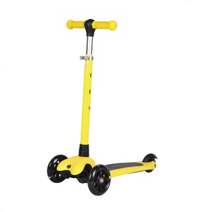 Monopatín ligero con un solo clic, fácil de llevar, 1-3-6 años, producto multifuncional seis en uno para niños, patinete, <span class=keywords><strong>triciclo</strong></span> seis - Product Image 3