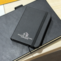 Cuaderno promocional personalizable Logotipo grabado con láser único Cubierta dura para B5A5 A6 Tamaños Regalo Diario Plan Libro Personalizado
