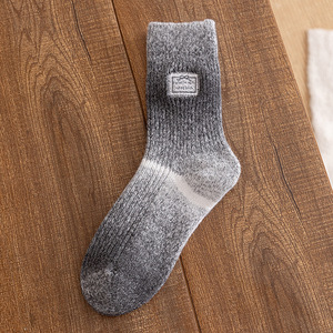 KTA-110 Nouvelles <span class=keywords><strong>chaussettes</strong></span> en <span class=keywords><strong>laine</strong></span> épaisse pour femmes, tendance tie-dye, couleur changeante, <span class=keywords><strong>chaussettes</strong></span> chaudes en <span class=keywords><strong>laine</strong></span> pour femmes - Product Image 5