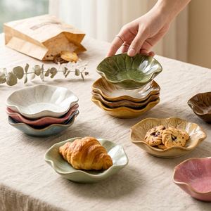 Japanese Style <b>Ceramic</b> Soy Sauce Dishes Flower Shaped Dipping Serving Dish Personalized and High-value Seasoning Snack Dish - Product Image 3
