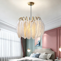 DUOMEIJU Lustre LED Nordique Moderne Doré à Hauteur Réglable, Économie d'Énergie, Lumière Chaude Romantique, Plumes, pour Chambre et Bureau, Télécommande