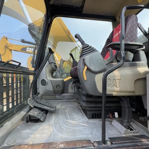 Excavatrice 315D 15T modèle 2024 à faible nombre d'heures de fonctionnement pour la location dans les projets agricoles d'Asie du Sud-Est et d'Afrique de l'Est – Moteur et pompe à engrenages - Product Image 2