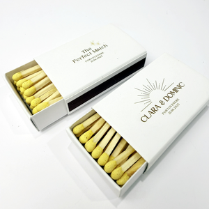 Bâtons d'allumettes en bois noir et <span class=keywords><strong>bleu</strong></span> avec caractéristiques de sécurité pour les fêtes et le ménage - Product Image 1