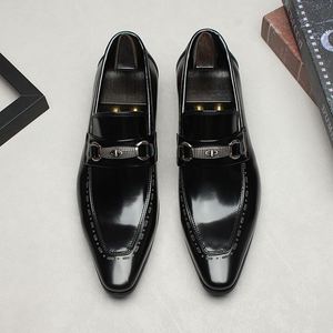 รองเท้าหนังผู้ชายสไตล์ใหม่สำหรับมืออาชีพรองเท้าลำลองทรงสูงหัวแหลมรองเท้าหนังวัวสวมใส่สบายรองเท้าโลฟเฟอร์ทางการสำหรับนักธุรกิจ - Product Image 4