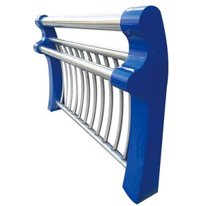 Prix Abordable, Haute Résistance, Garde-corps <span class=keywords><strong>de</strong></span> Sécurité Réfléchissant <span class=keywords><strong>de</strong></span> Qualité Ingénierie, Poteau <span class=keywords><strong>de</strong></span> Protection en Acier Inoxydable - Product Image 1