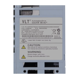 Contrôleurs dédiés pour le contrôle industriel PLC 131B0038 FC302P2K2T5E20H1XGXXXXSXXXXAXBXCXXXXDX Communication RS485 - Product Image 1