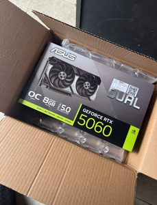 Carte graphique AS US DUAL 5060 Snow Leopard Black OC 8G, neuve, authentique, banque nationale - Product Image 5