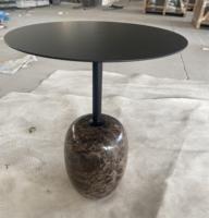 SHIHUI personnaliser marbre naturel foncé Emperador Brown Base Table basse ronde en acier au carbone noir haut salon Table d'appoint ronde
