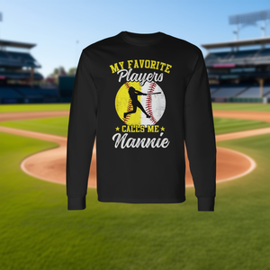 T-shirt à manches longues « Mes joueurs de baseball préférés m'appellent Nannie » - Product Image 3