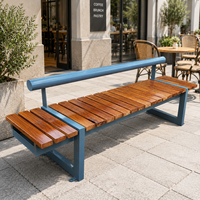 Banc de jardin extérieur en acier avec lattes en bois massif et dossier unique pour les espaces publics et les aménagements paysagers