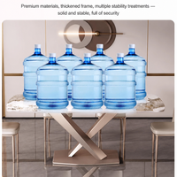 X-Rahmen Gesinterter Stein Esstisch Rechteckige Marmor-Optik Tischplatte Champagner-Gold Schwarze Beine 6 Stühle Restaurant-Set
