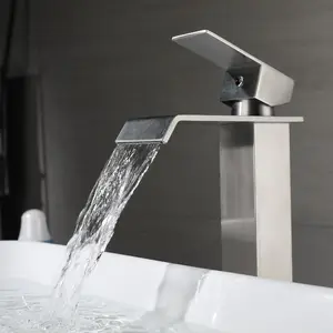 Weiß und Gold Edelstahl Wasserfall Badezimmer Waschbecken Wasserhahn Mixer Waschbecken Wasserhahn