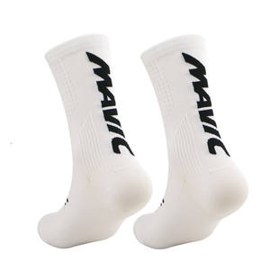 Primavera Cómodos <span class=keywords><strong>calcetines</strong></span> personalizados <span class=keywords><strong>calcetines</strong></span> de algodón puro <span class=keywords><strong>ciclismo</strong></span> de <span class=keywords><strong>carretera</strong></span> <span class=keywords><strong>calcetines</strong></span> deportivos para la venta al por mayor - Product Image 2