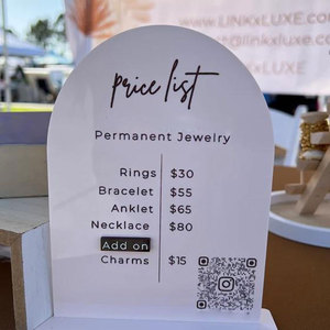 Let's Get Social INS <span class=keywords><strong>เว</strong></span>็บไซต์เฟสบุ๊คป้ายอะคริลิคโค้งสำหรับร้านอาหารงานแต่งงานหมายเลขคิวอาร์โค้ดยืน - Product Image 2