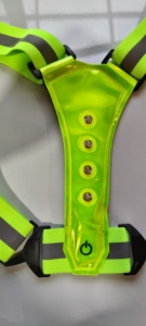 <span class=keywords><strong>Gilet</strong></span> de sécurité pour le cyclisme Vert/Noir/Orange 8 LED clignotantes et lumineuses, avec bouton, batterie au lithium, réglable, en polyester réfléchissant - Product Image 3