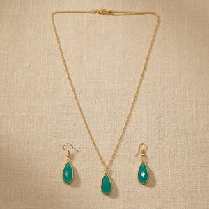 Ensemble de colliers Mayrabygungun en acier inoxydable plaqué rhodium, pendentif goutte d'eau en calcédoine verte foncée, chaîne assortie - Product Image 4