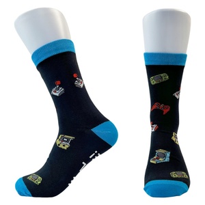 Calcetines Deportivos Sublimados Personalizados al por Mayor con MOQ Bajo, OEM, Poliéster, Diseño 360, para Hombre y Mujer, Regalo - Product Image 6