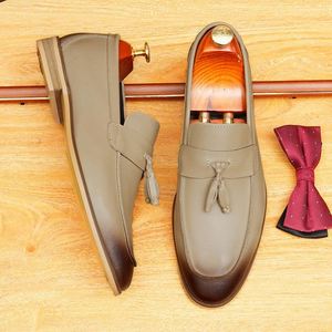 Chaussures Oxford italiennes en cuir rétro pour hommes, sculptées à la main, à lacets, motif floral, pour mariage d'automne, avec fonction respirante - Product Image 4