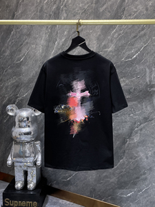 Camiseta de Manga Corta para Parejas, Estilo Urbano, con Apliques de Algodón y Parches Geométricos, Marca Chr***eHe**, Tendencia Transfronteriza 25SS - Product Image 1