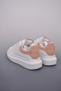 Chaussures de sport pour hommes en cuir véritable, design original haut de gamme, chaussures de skate décontractées à semelle plate pour l'extérieur - Product Image 6