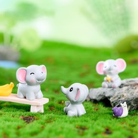 Nouveauté Éléphant mignon Micro Paysage Jardinage Décoration Dessin Animé Banane Poupée 3D Miniature