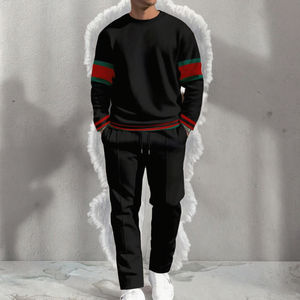 Nueva llegada de verano de los hombres transpirable ropa deportiva Casual gimnasio sólido camiseta conjunto corto Logo bordado venta al por mayor Logo bordado - Product Image 4