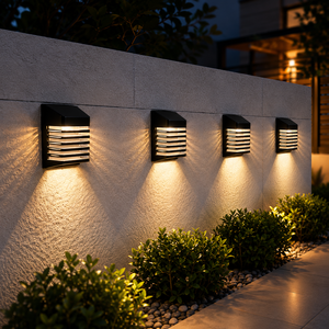 Applique solaire LED pour clôture extérieure, lumière murale imperméable pour jardin, patio, balcon, chemin et décoration de murs - Product Image 1