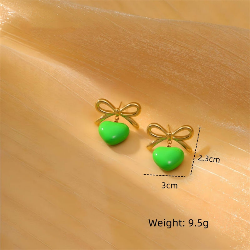 สีเขียว