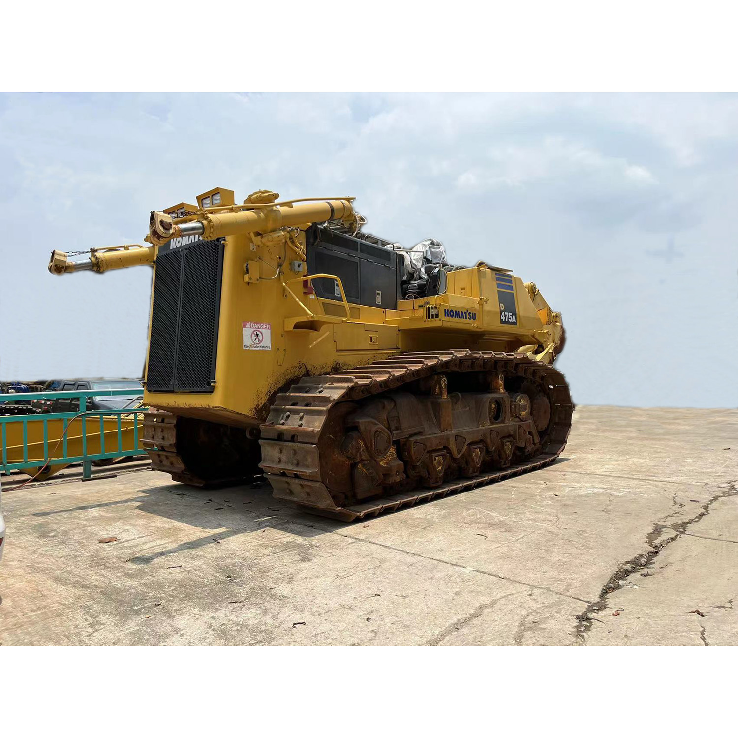 komatsu d475a bulldozer, komatsu d475a bulldozer Suppliers
