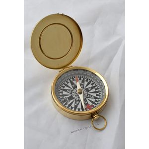 Boussole Nautique en Laiton et Verre, Style Nautique, Pointeur Magnétique Directionnel, Portable avec Anneau de Suspension, Idéale pour la Randonnée - Product Image 3