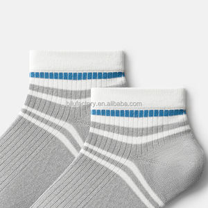 Chaussettes invisibles conçues pour être parfaitement dissimulées à l'intérieur de votre chaussure. Convient pour l'été - Product Image 3