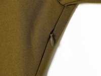 Nouvelle robe mini plissée décontractée et élégante pour femme 2026 avec ceinture décorative, style rétro chic à manches courtes.