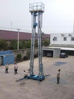 Alat Angkat Orang Portabel Aluminium Ringan Dua Kolom Kapasitas Beban 200kg Pengangkat Vertikal Portabel hingga Ketinggian 8 Meter