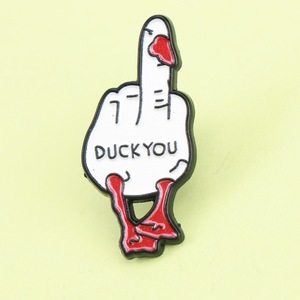 <span class=keywords><strong>Broche</strong></span> en émail Canard de dessin animé amusant, Badge créatif et mignon, Accessoires pour sacs et manches, Vente en gros - Product Image 2